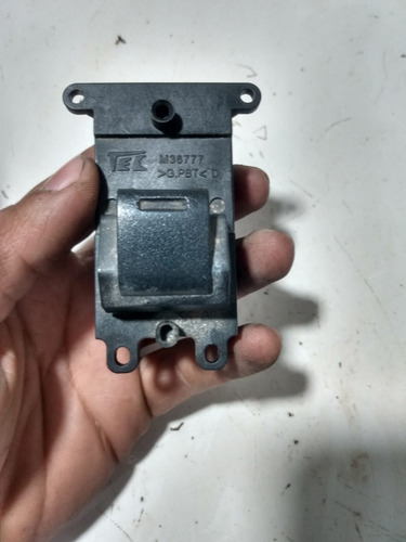 Botão Vidro Elétrico Traseiro Direito Honda Fit City 10/14