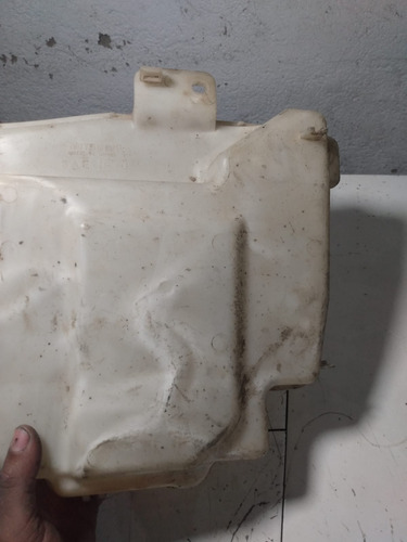 Reservatório Água Parabrisa Mitsubishi Outlander 2016/2020