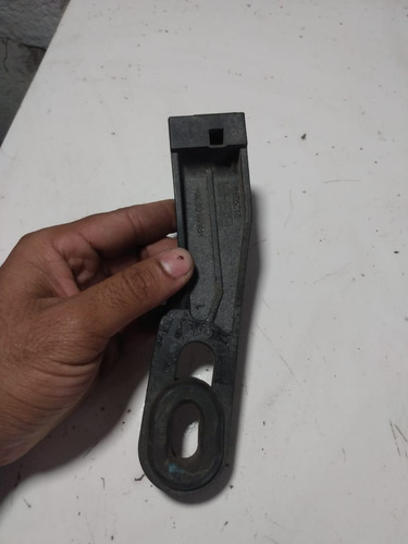 Suporte Radiador Direito Fiat Idea Adventure 1.8 2011 A 16 - Imagem 2