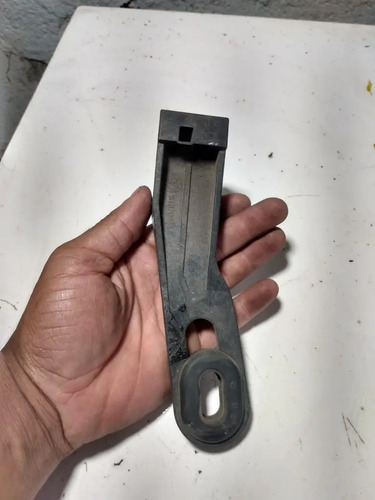 Suporte Radiador Direito Fiat Idea Adventure 1.8 2011 A 16 - Imagem 3