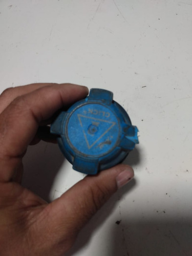 Tampa Reservatório De Água Fiat Palio 1997 - Imagem 4