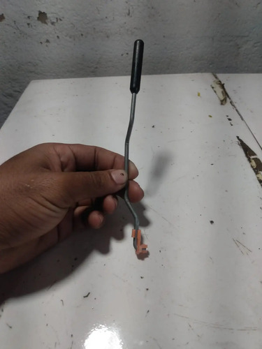 Pino Trava/destrava Tranca Traseira Direita Hb20 2012/2017