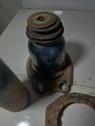 Batente Traseiro Corolla 2003 A 2008 Usado Original - Imagem 2