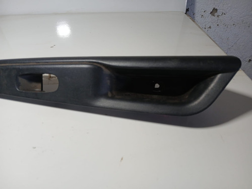 Moldura Do Botão  Puxador Porta Traseira Esquerda Kicks 2017 - Imagem 3