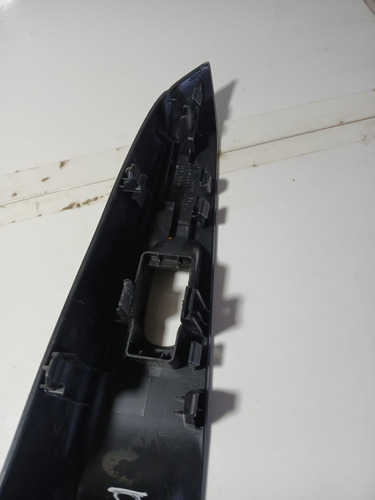 Moldura Do Botão  Puxador Porta Traseira Esquerda Kicks 2017 - Imagem 6