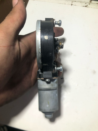 Motor Maquina Vidro Tras/direita Versa 2016 A 2019 (usado) - Imagem 4