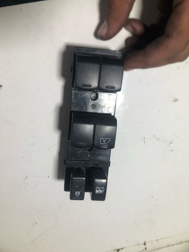 Comando Botões Vidro Dianteiro Esquerdo Nissan Versa 17 A 20 - Imagem 3