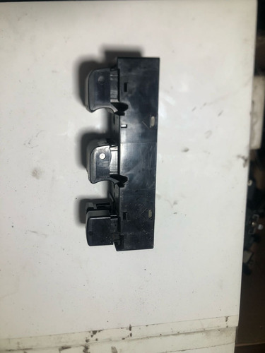 Comando Botões Vidro Dianteiro Esquerdo Nissan Versa 17 A 20 - Imagem 4