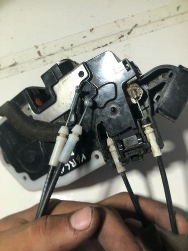 Tranca Eletrica Porta Dianteira Dir Nissan Versa 2019 - Imagem 5