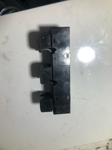 Comando Botões Vidro Dianteiro Esquerdo Nissan Versa 17 A 20 - Imagem 5