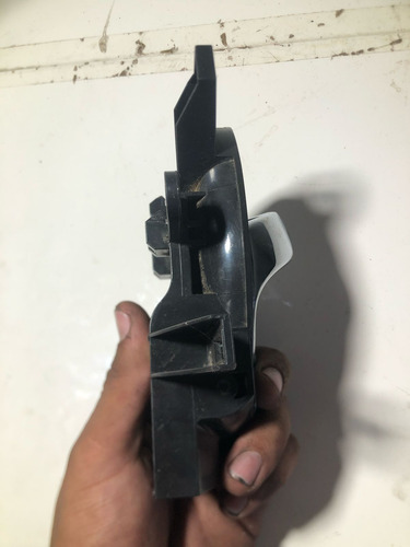 Maçaneta Puxador Interno Dianteiro Direito March Versa 2019 - Imagem 3