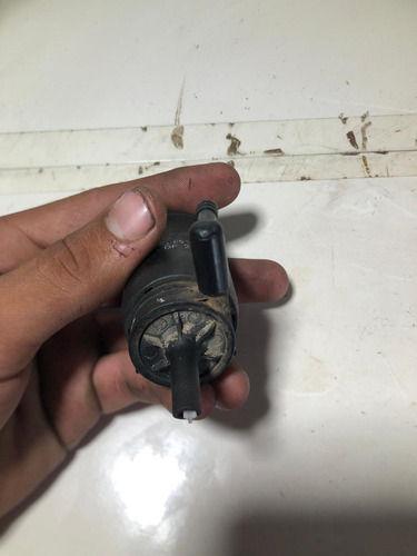 Bomba Esguicho Parabrisa 1 Saida Virtus Saveiro Amarok Orig. - Imagem 6