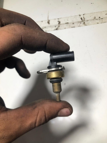 Sensor De Temperatura Gm Onix 1.0 Aspirado 2021(usado)