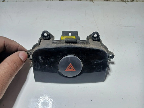 Botão Pisca Alerta Kia Cerato 2011 Original Preto (usado) Preto