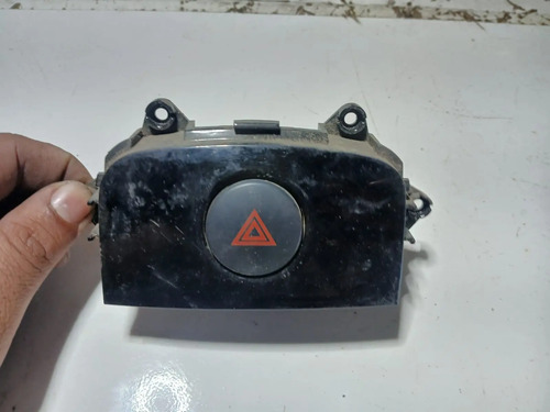 Botão Pisca Alerta Kia Cerato 2011 Original Preto (usado) Preto - Imagem 2