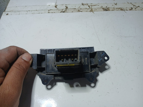 Botão Pisca Alerta Kia Cerato 2011 Original Preto (usado) Preto - Imagem 3