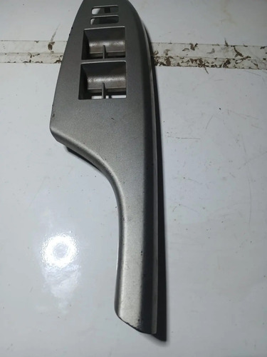 Moldura Botao Dianteiro Esquerdo Toyota Corolla 2010 A 2012 - Imagem 4