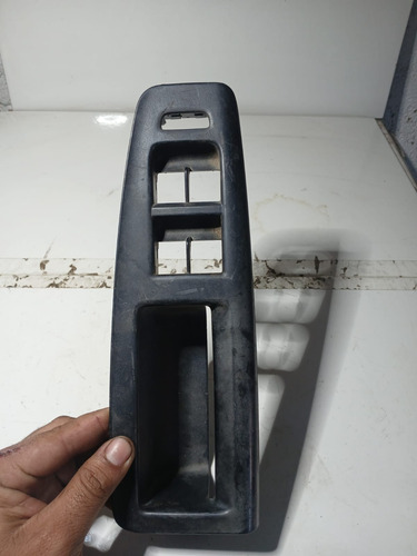 Moldura Botao Vidro Eletrico Esquerdo Polo 2003 A 2012 Usado
