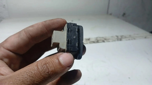 Botao Interruptor Trava Interna Portas Polo 2003 A 2008 - Imagem 5