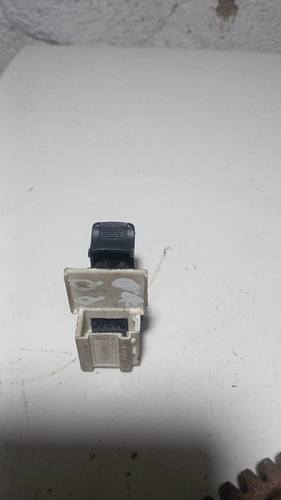 Botao Vidro Dianteiro Direito Chery Qq 2012 - Imagem 3