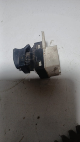 Botao Vidro Dianteiro Direito Chery Qq 2012 - Imagem 5