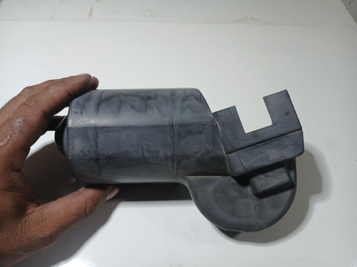 Capa Protetor Motor Limpado Parabrisa Vectra 2006/2012 Usado - Imagem 2