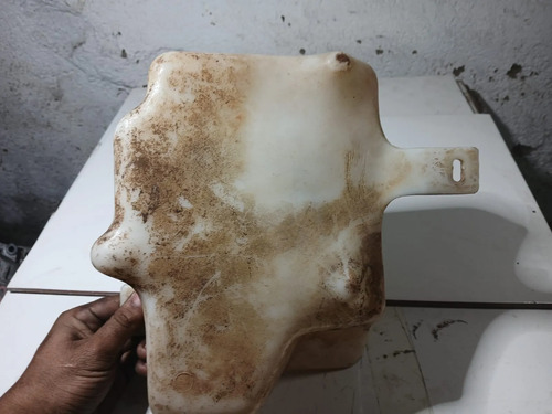 Reservatorio Agua Parabrisa Dianteiro Gm Corsa 96 A 2010 Usa Branco - Imagem 5