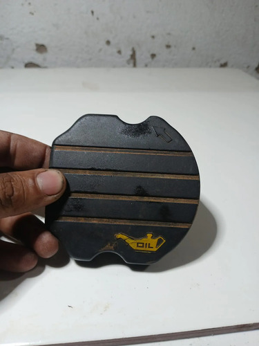 Tampa Oleo Motor Chevrolet Vectra 2006 A  2011  (usado) Preto