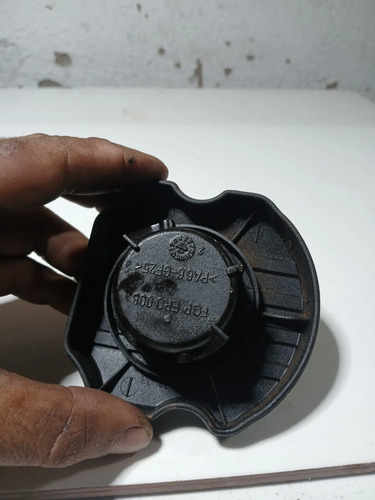 Tampa Oleo Motor Chevrolet Vectra 2006 A  2011  (usado) Preto - Imagem 3