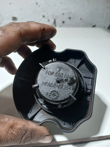 Tampa Oleo Motor Chevrolet Vectra 2006 A  2011  (usado) Preto - Imagem 5