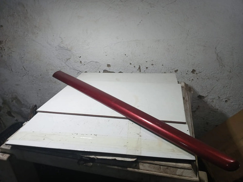 Friso Externo Porta Dianteira Direita Chery Face 2012 Usado Vermelho