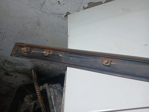 Friso Externo Porta Dianteira Direita Chery Face 2012 Usado Vermelho - Imagem 5