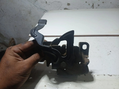 Fechadura Tranca Do Capo Honda Fit 2003 A 2008 Usado