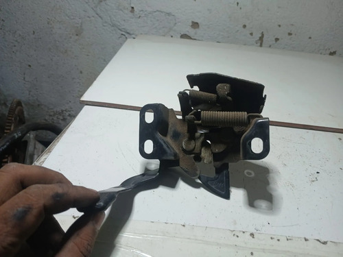 Fechadura Tranca Do Capo Honda Fit 2003 A 2008 Usado - Imagem 4