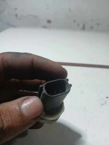 Sensor Pressostato Ar Condicionad Nissan Sentra Versa Livina