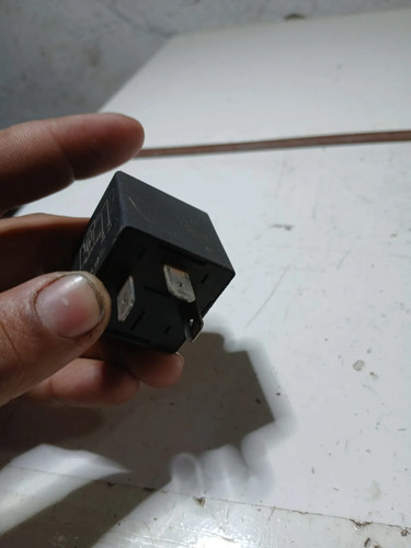 Rele Auxliar 3 Pinos Chery Face/s18 Cielo/qq Original - Imagem 1