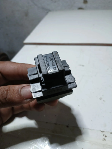 Botao Vidro Eletrico Porta Traseira Direita Chery Face 2012 - Imagem 3