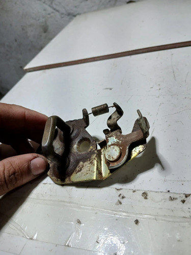 Batente Trinco Tranca Tampa Traseira Chery Face 2010 A 2015 - Imagem 3