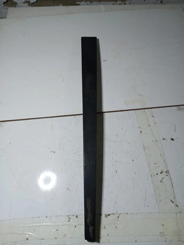 Moldura Vigia T.e Vw Polo Sedan 2008 Original Preto - Imagem 4