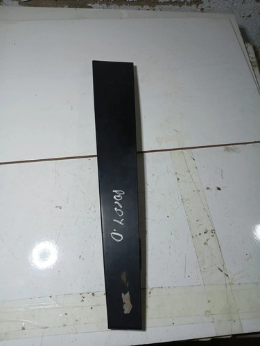 Moldura Coluna Porta Traseira Direita Vw Polo 2008 Original Preto - Imagem 3