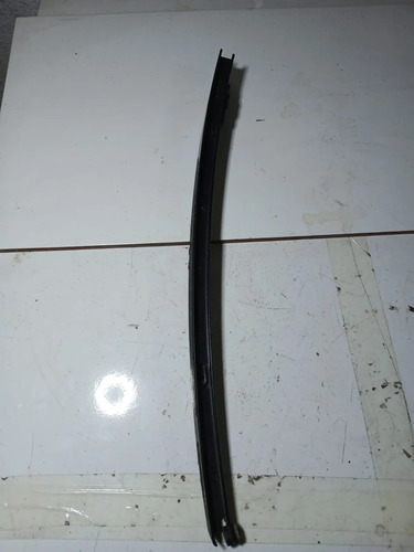 Moldura Vigia T.e Vw Polo Sedan 2008 Original Preto - Imagem 5