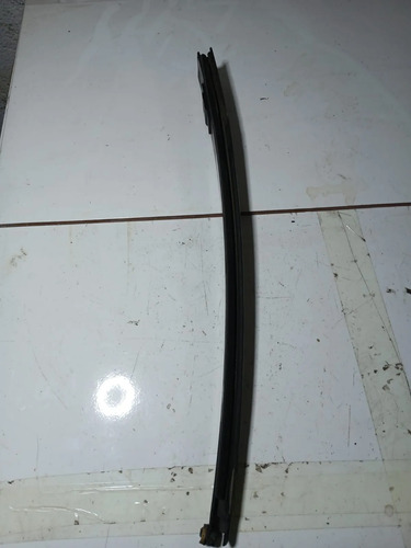 Guia Vidro Porta Traseira Direita Vw Polo Sedan 2008 Preto - Imagem 2