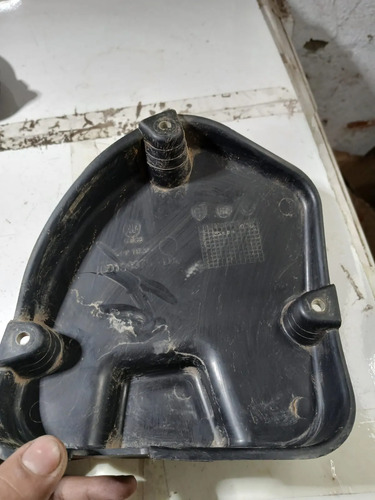 Tampa Interna Lanterna Direita Grand Siena 2013 A 2019 Usado Preto - Imagem 5