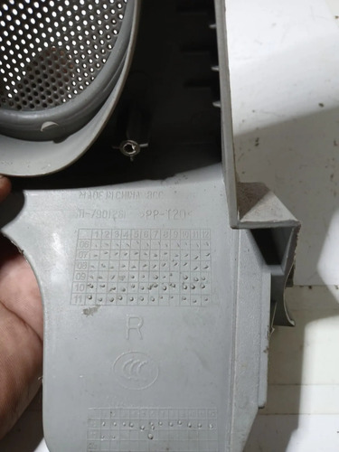 Suporte Bagagito Porta Malas Ldireito Chery Qq 11 A 15 Usado Cinza - Imagem 2