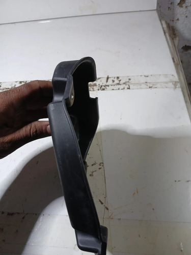 Tampa Interna Lanterna Esquerda Grand Siena 2013 A 2019 Usad Preto Esquerdo - Imagem 2