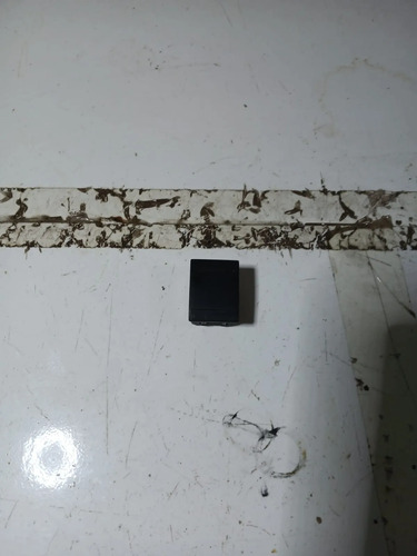 Botão Falso Painel Vw Polo 2003 A 2013 6q0959623 (usado) Preto