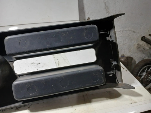 Console Central Porta Copos Volkswagen Polo 2003 A 2012 Usad - Imagem 3