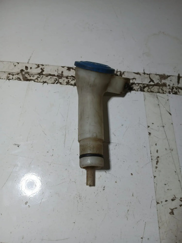 Gargalo Reservatorio Para-brisa Honda Fit 2004 A 2008 Usado Branco - Imagem 1