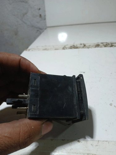 Botao Painel Desembacador Vidro Gol G3/g4 Usado Original - Imagem 5