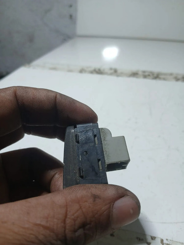 Botão Comando Vidro Diant Dir Vw Polo 2006 A 2015 Original - Imagem 3